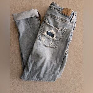 American Eagle Woman’s Ripped Jeans